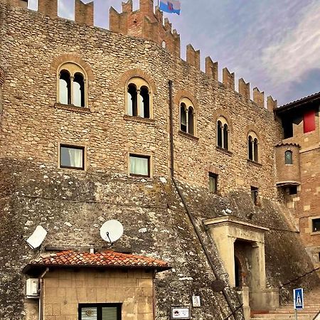 Serravalle Castle Apartment エクステリア 写真