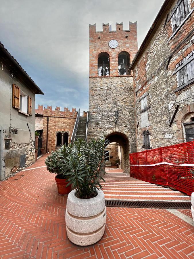 Serravalle Castle Apartment エクステリア 写真